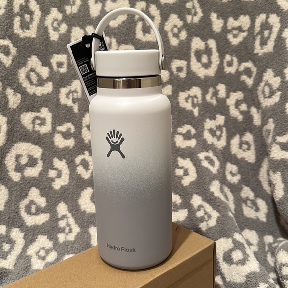 New Hydro Flask 32oz Wide Flex Cap Limited Edition Moonlight 😍 - Picture 12 of 16
